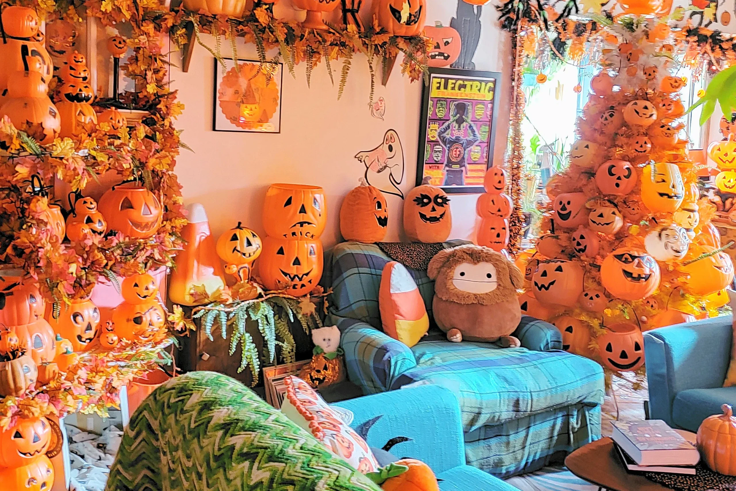 Halloween Room Decor